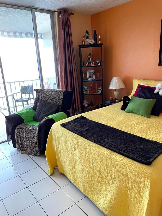 Deluxe Montego Bay Club Studio & Suites 외부 사진