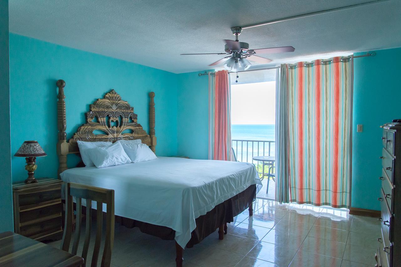 Deluxe Montego Bay Club Studio & Suites 외부 사진