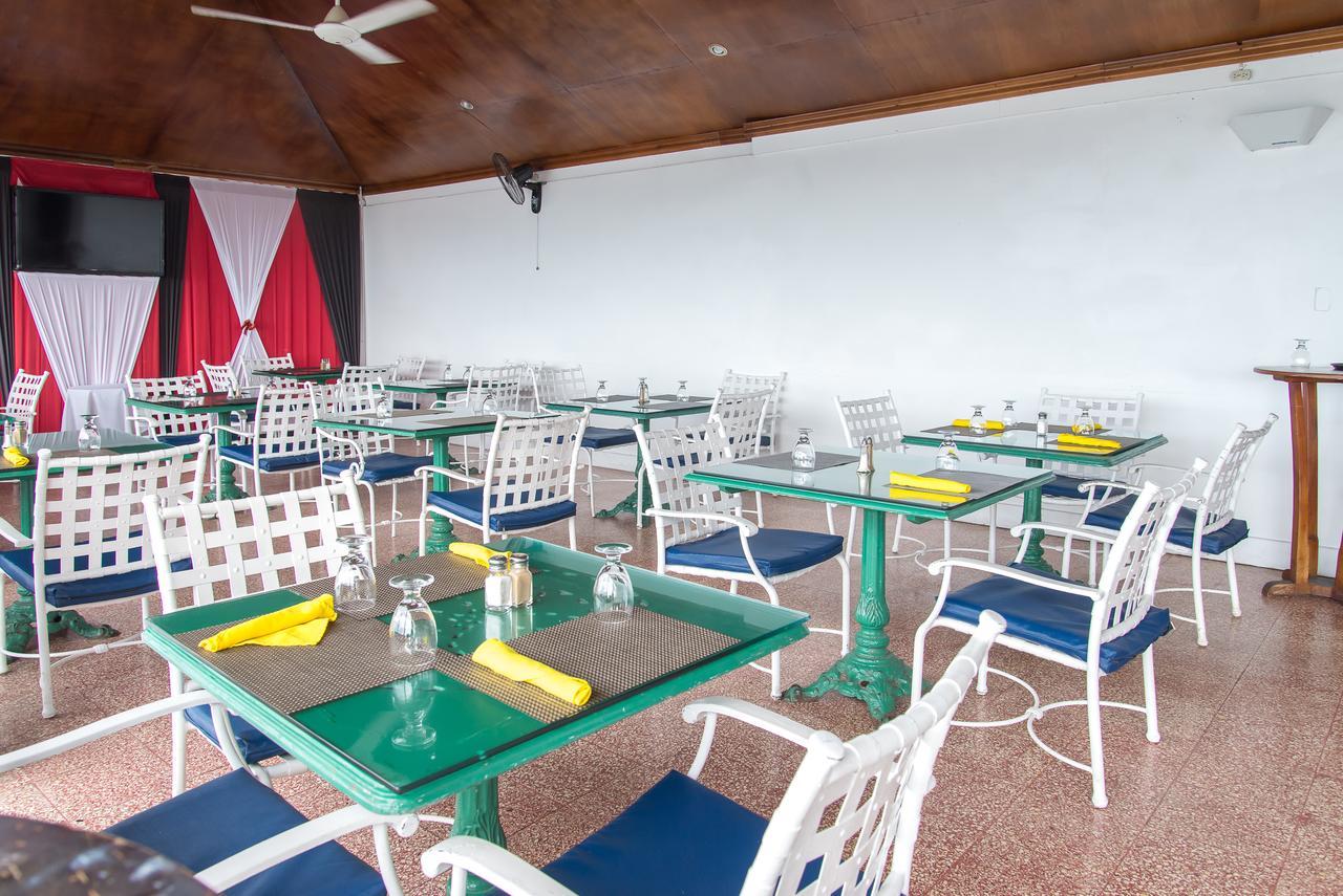 Deluxe Montego Bay Club Studio & Suites 외부 사진